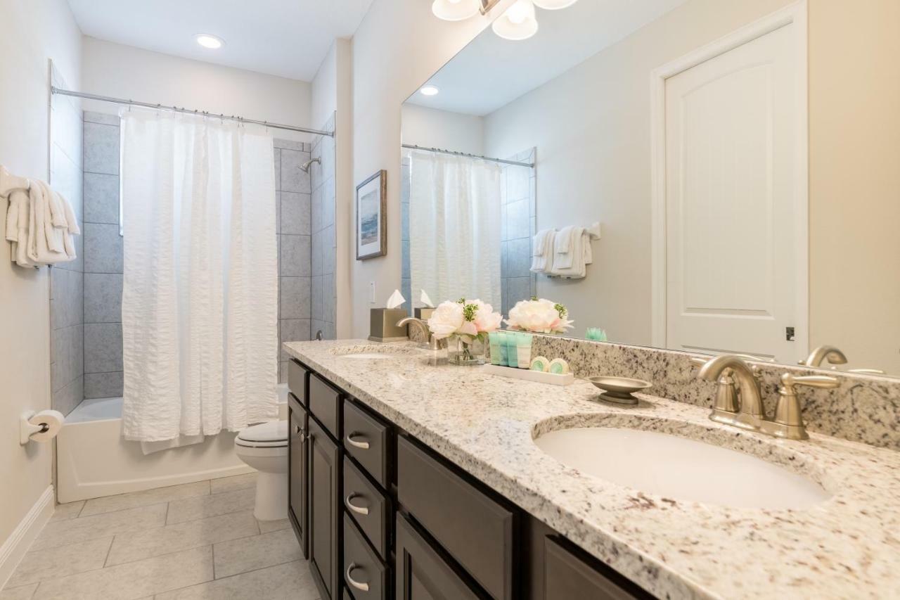 Charming Home By Rentyl Near Disney With Private Pool, Game Room & Resort Amenities - 7489M Orlando Exterior photo
